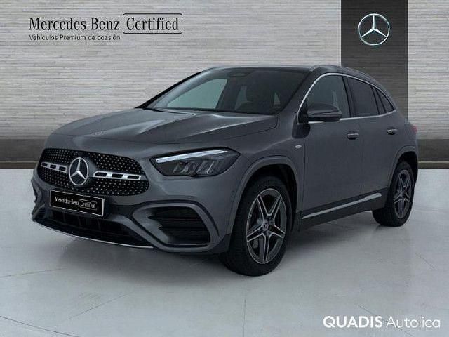 Usado Mercedes GLA250 AMG line 218 CV (160 kW) 2026 Gris montaña SUV