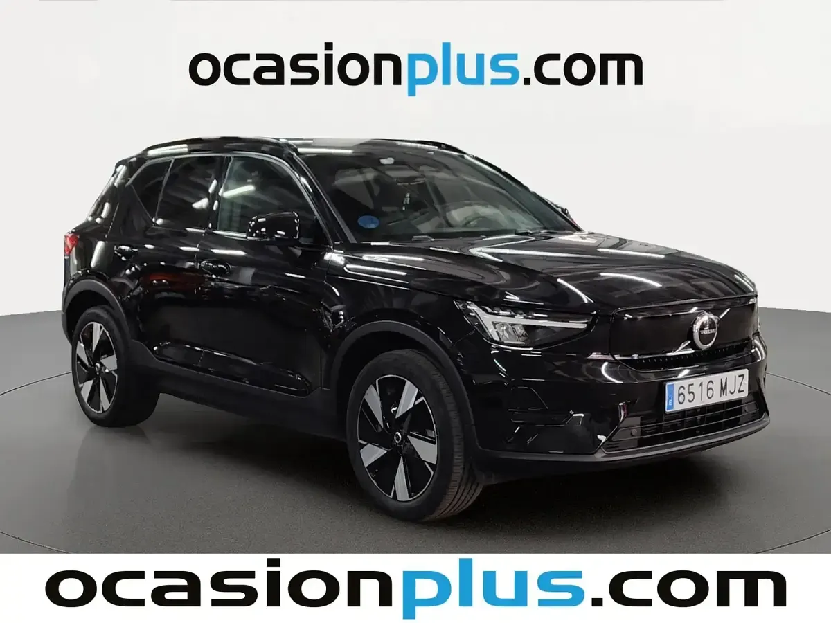 Usado Volvo XC40 Core 185 kW (252 CV) 2023 Negro SUV