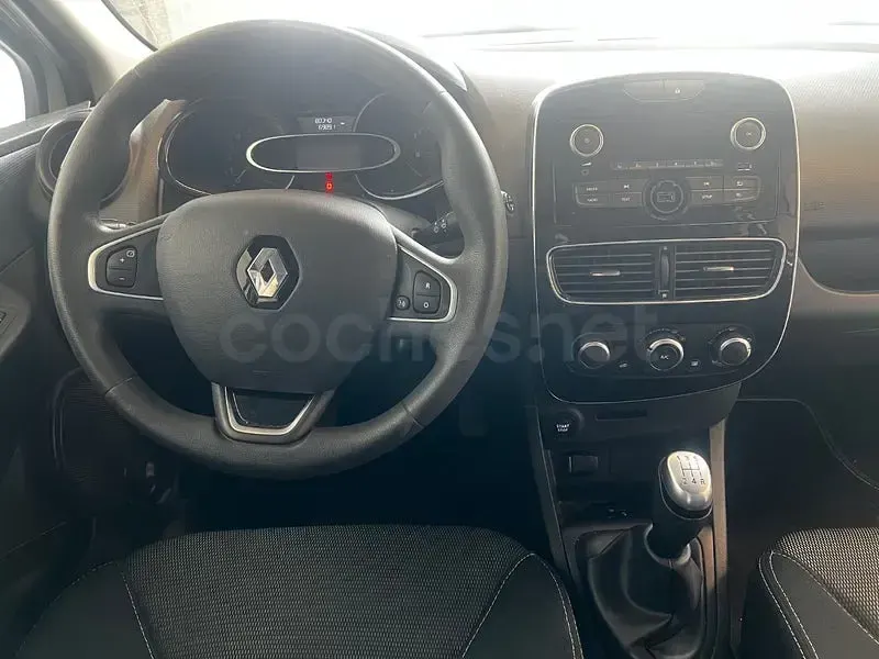 Usado Renault Clio IV LIMITED 90 CV (66 kW) 2019 Blanco Berlina
