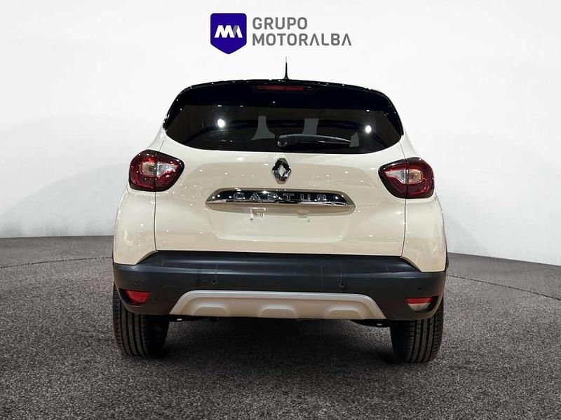 Usado Renault Captur Zen 91 CV (66 kW) 2019 Beige SUV