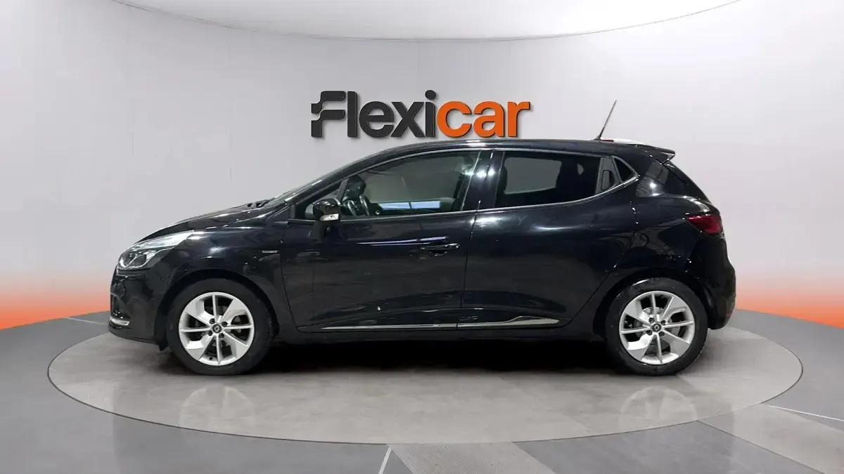Usado Renault Clio IV LIMITED 90 CV (66 kW) 2017 Negro Berlina