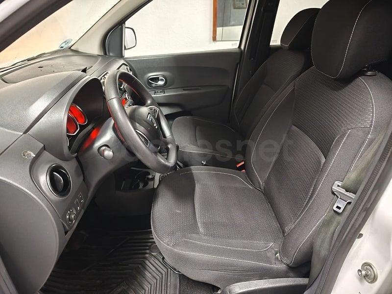 Usado Dacia Lodgy Comfort 115 CV (84 kW) 2022 Blanco Monovolumen