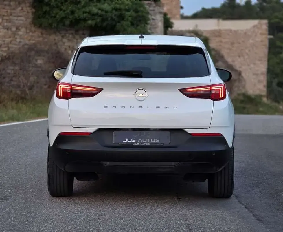 Usado Opel Grandland X Business Edition 131 CV (96 kW) 2022 Blanco SUV
