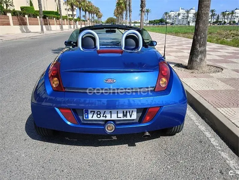 Usado Ford StreetKa 95 CV (69 kW) 2003 Azul Descapotable