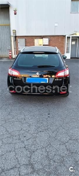 Usado Peugeot 508 SW Access 115 CV (84 kW) 2012 Negro Familiar