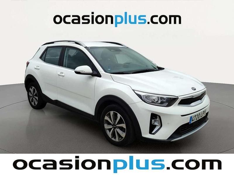 Usado Kia Stonic 101 CV (74 kW) 2021 Blanco SUV