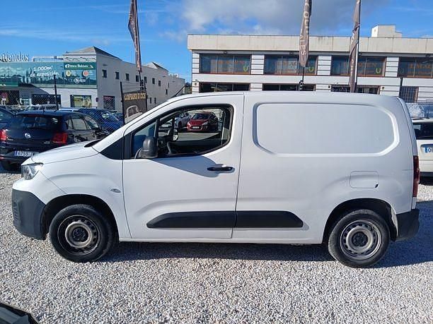 Usado Peugeot Partner S 100 CV (73 kW) 2020 Blanco Monovolumen