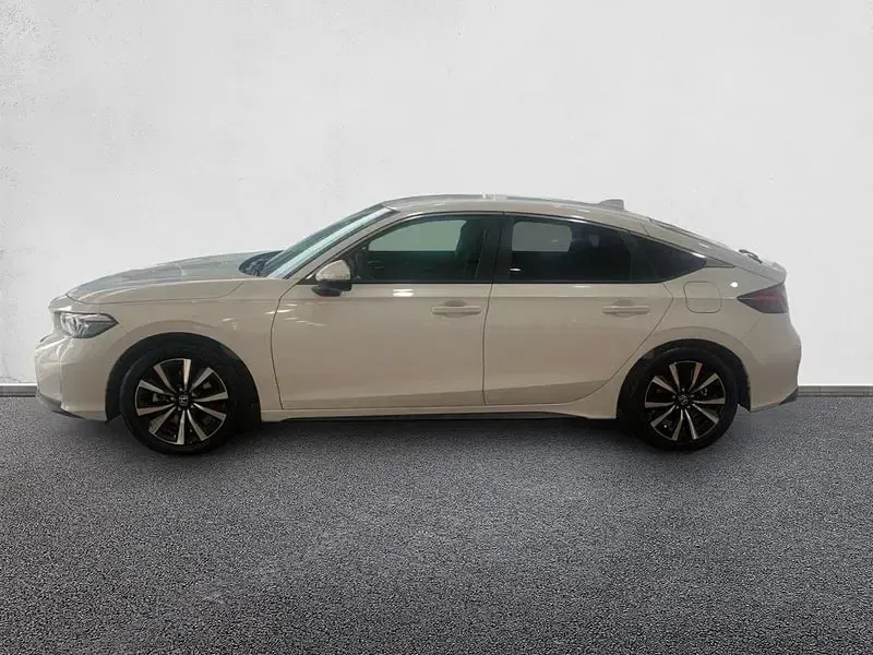 Nuevo Honda Civic Elegance 184 CV (135 kW) 2026 Gris / plata Berlina