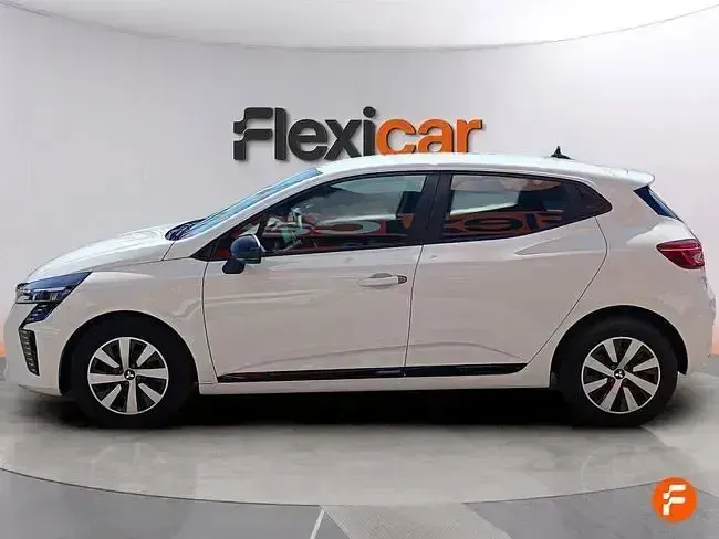 Usado Mitsubishi Colt Motion 90 CV (66 kW) 2025 Blanco Utilitario