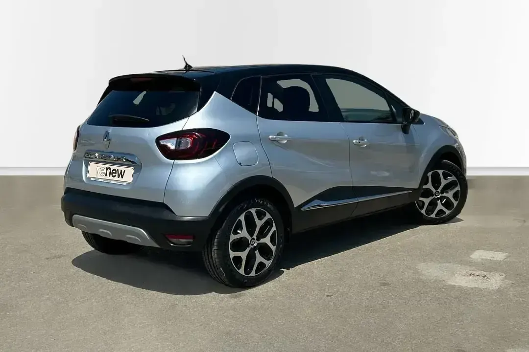 Usado Renault Captur Zen 130 CV (95 kW) 2019 Gris SUV