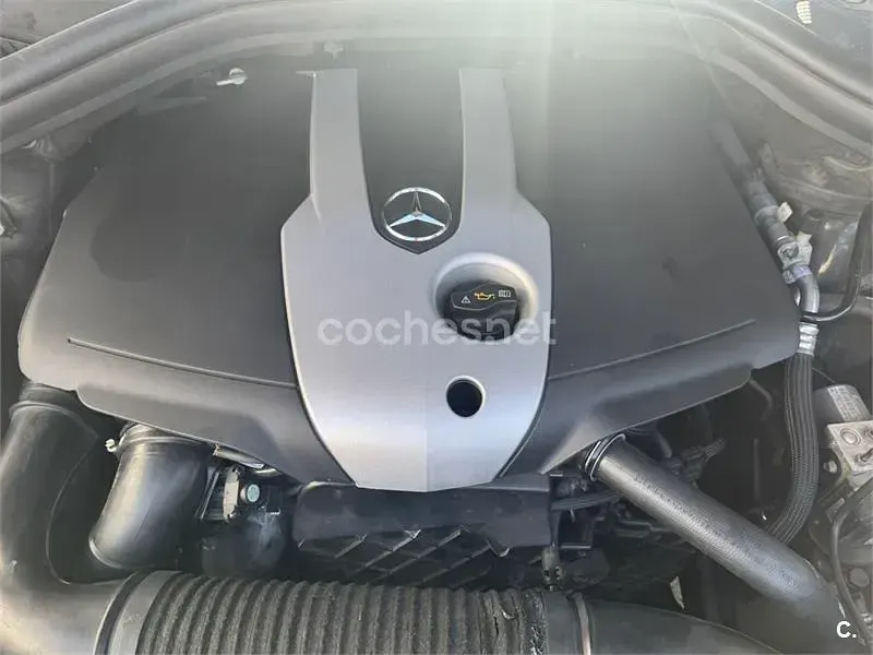 Usado Mercedes ML250 204 CV (150 kW) 2012 Negro SUV