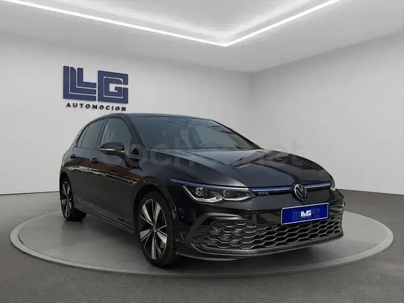 Usado VW Golf VIII GTE 245 CV (180 kW) 2021 Negro Berlina