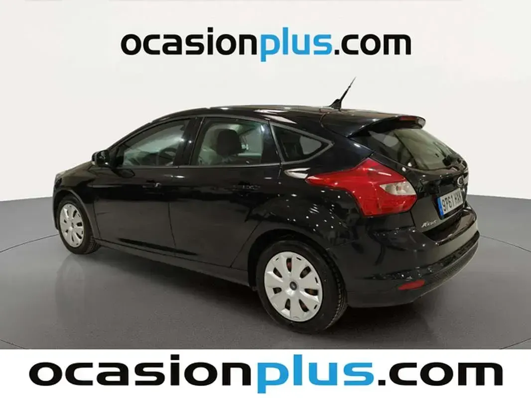 Usado Ford Focus Trend 95 CV (69 kW) 2014 Negro Utilitario