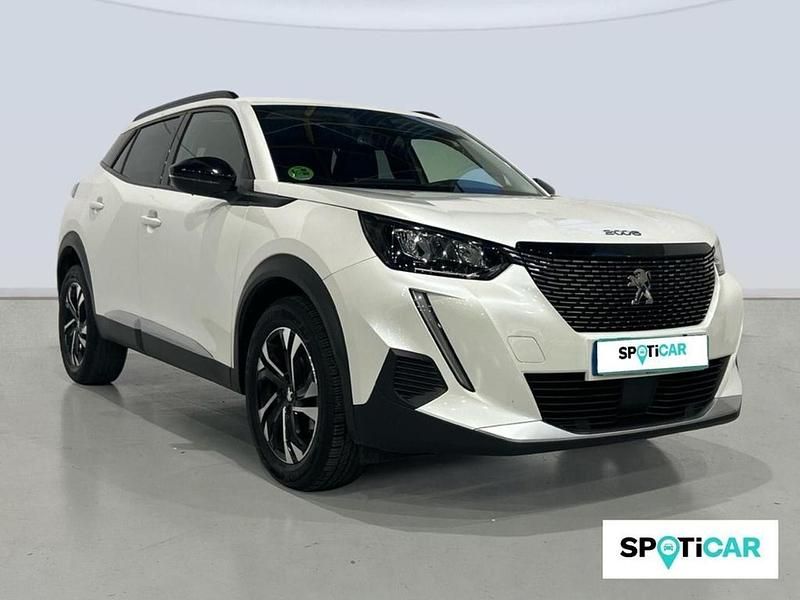 Usado Peugeot 2008 Allure 101 CV (74 kW) 2022 Blanco SUV