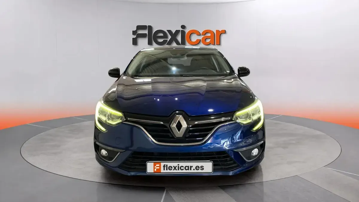 Begagnad Renault Mégane LIMITED 101 HK (74 kW) 2018 Blå Sedan