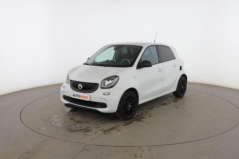 Blanco Usado 2015 Smart ForFour Passion Utilitario | 9099 € (Buen precio) - Imagen 1/3
