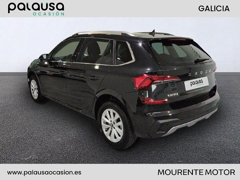 Usado Skoda Kamiq Selection 115 CV (84 kW) 2025 Negro SUV