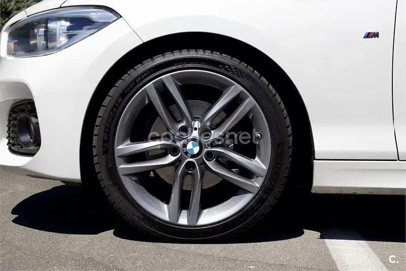 Usado BMW 120 Sport Line 190 CV (139 kW) 2016 Blanco Utilitario