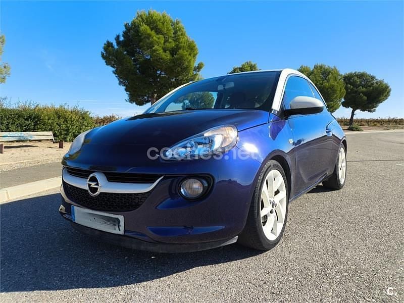 Usado Opel Adam Glam 100 CV (73 kW) 2017 Azul Utilitario