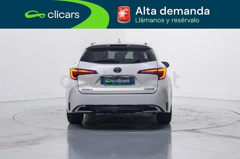 Usado Toyota Corolla Style 140 CV (102 kW) 2023 Blanco Familiar