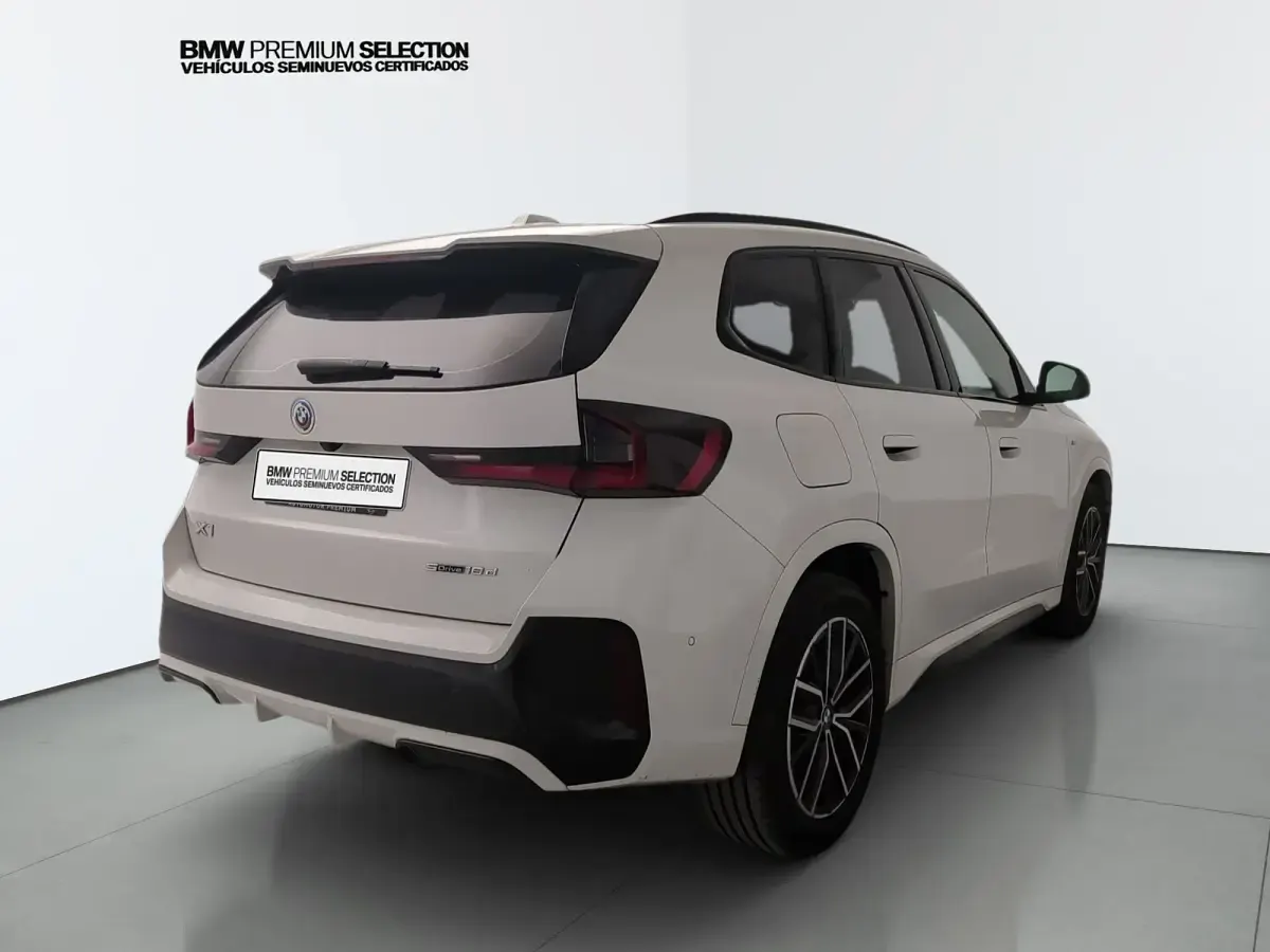 Usado BMW X1 Comfort Edition 150 CV (110 kW) 2023 Blanco SUV