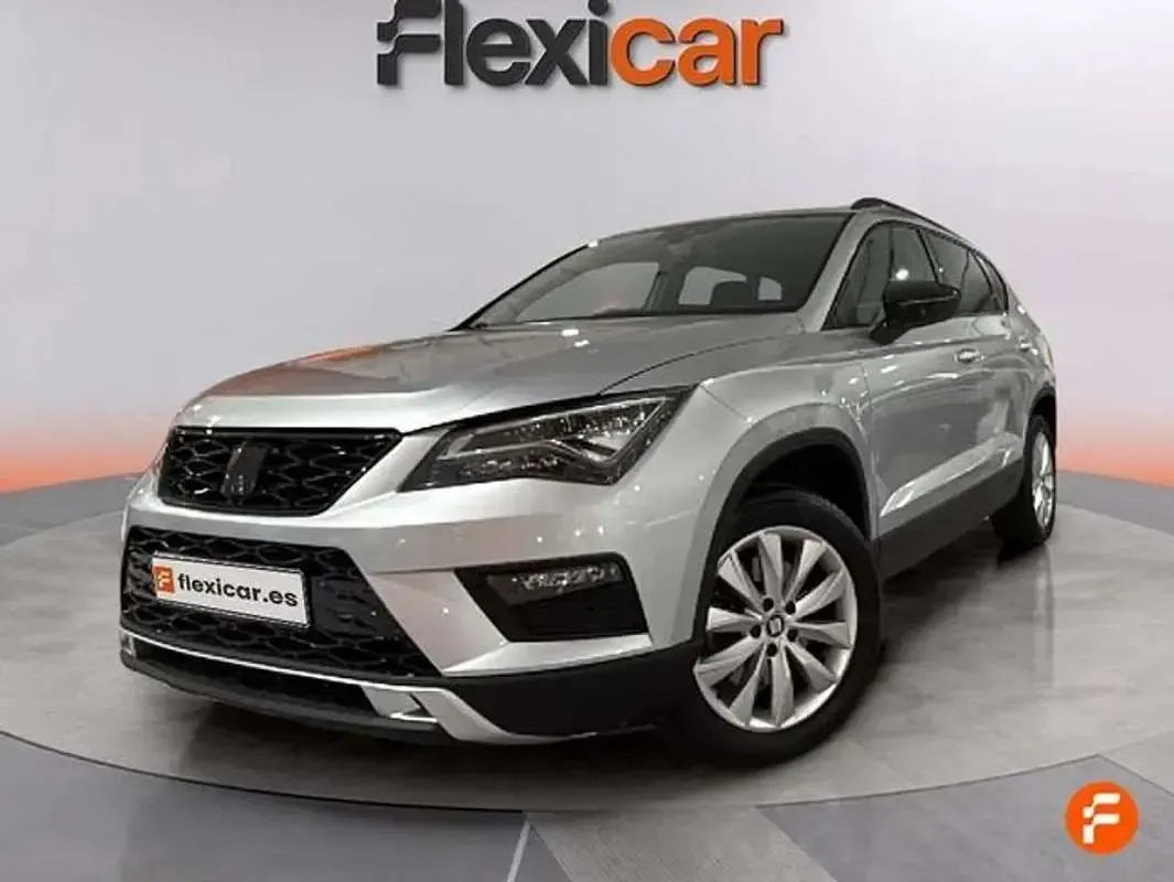 Usado Seat Ateca Style 116 CV (85 kW) 2018 Gris SUV