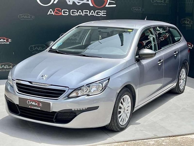 Usado Peugeot 308 SW Access 99 CV (72 kW) 2016 Gris Familiar