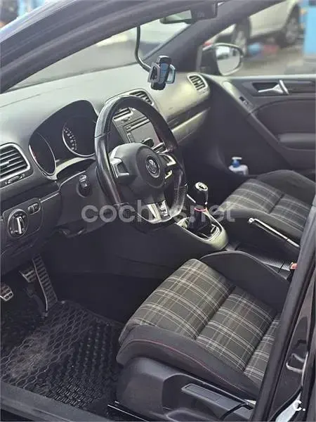 Usado VW Golf VI GTI 210 CV (154 kW) 2010 Negro Berlina