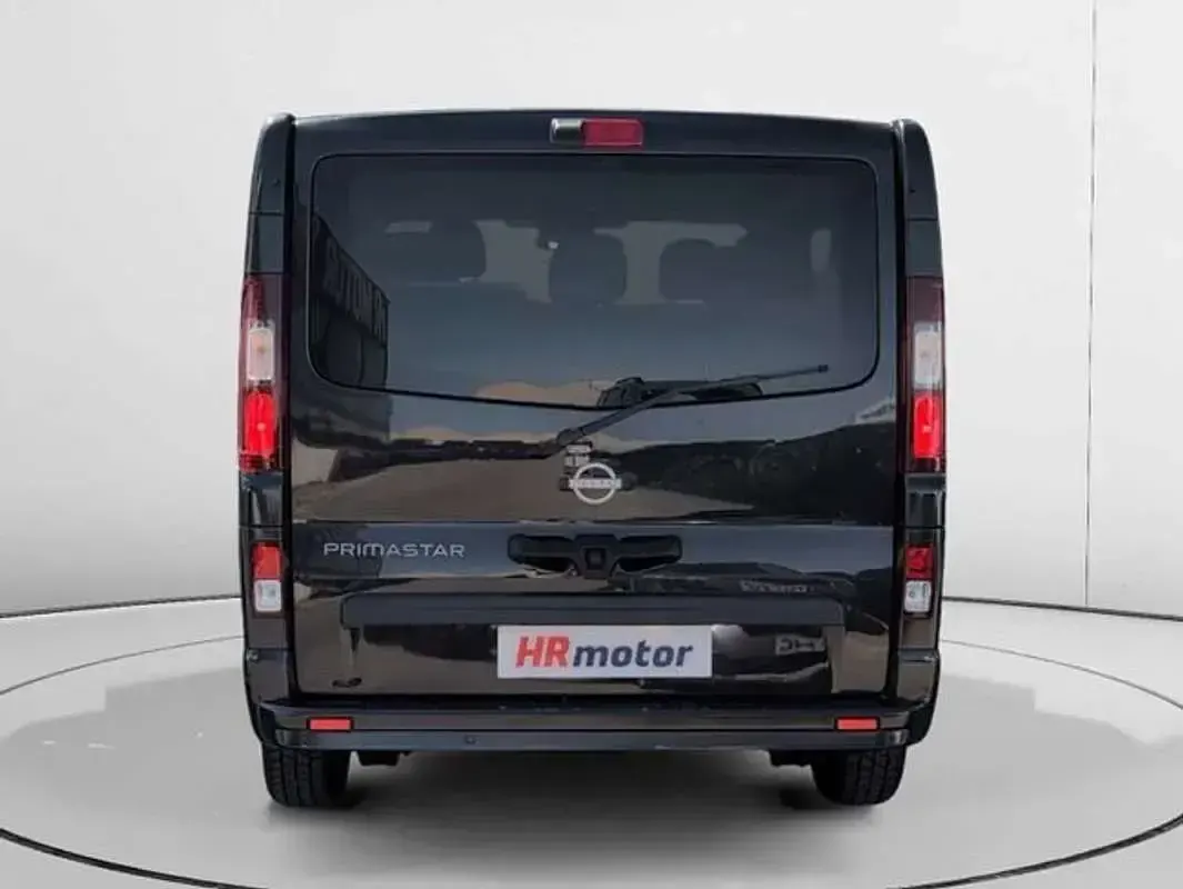 Usado Nissan Primastar Acenta 150 CV (110 kW) 2025 Negro Monovolumen