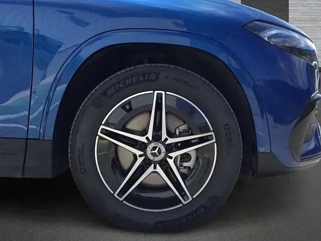 Usado Mercedes EQA250 139 kW (190 CV) 2025 Azul espectra SUV