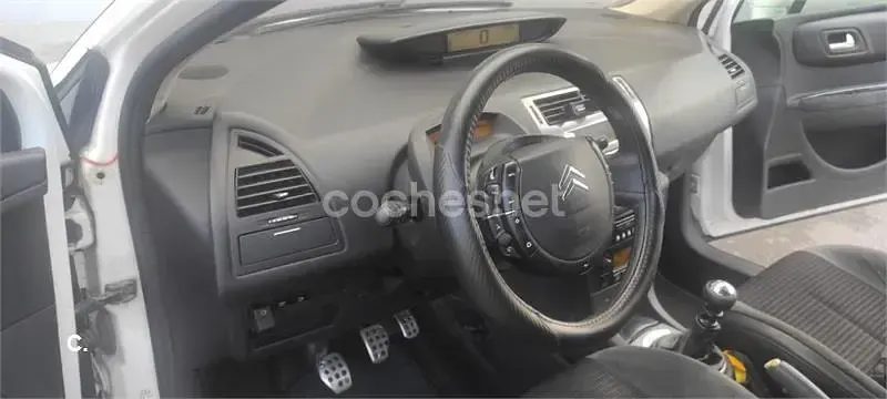 Usado Citroën C4 140 CV (102 kW) 2007 Blanco Berlina