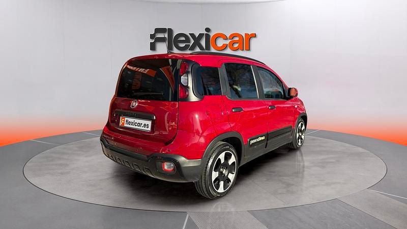 Usado Fiat Panda 71 CV (52 kW) 2024 Rojo Utilitario