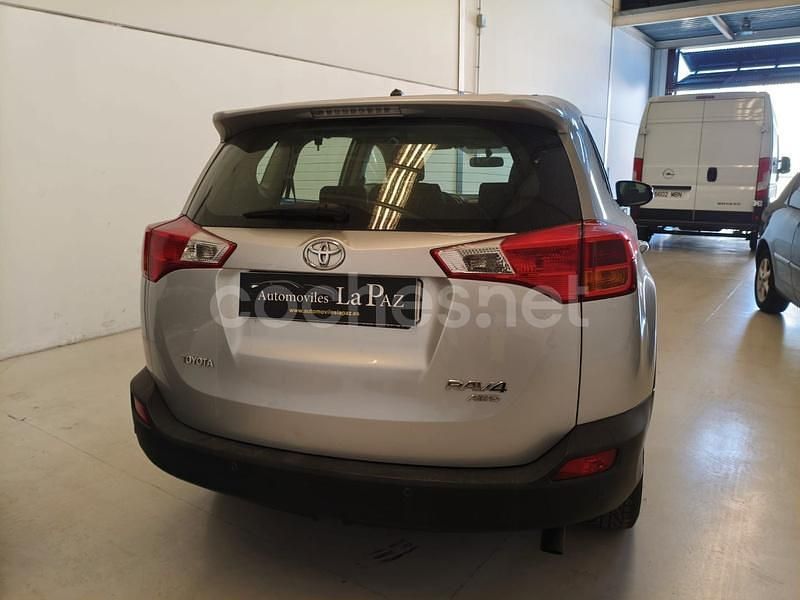 Usado Toyota RAV4 Advance 150 CV (110 kW) 2014 Gris / plata SUV