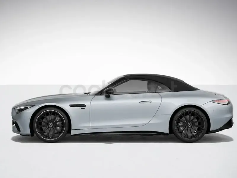 Usado Mercedes SL43 AMG AMG 421 CV (309 kW) 2025 Gris / plata Descapotable