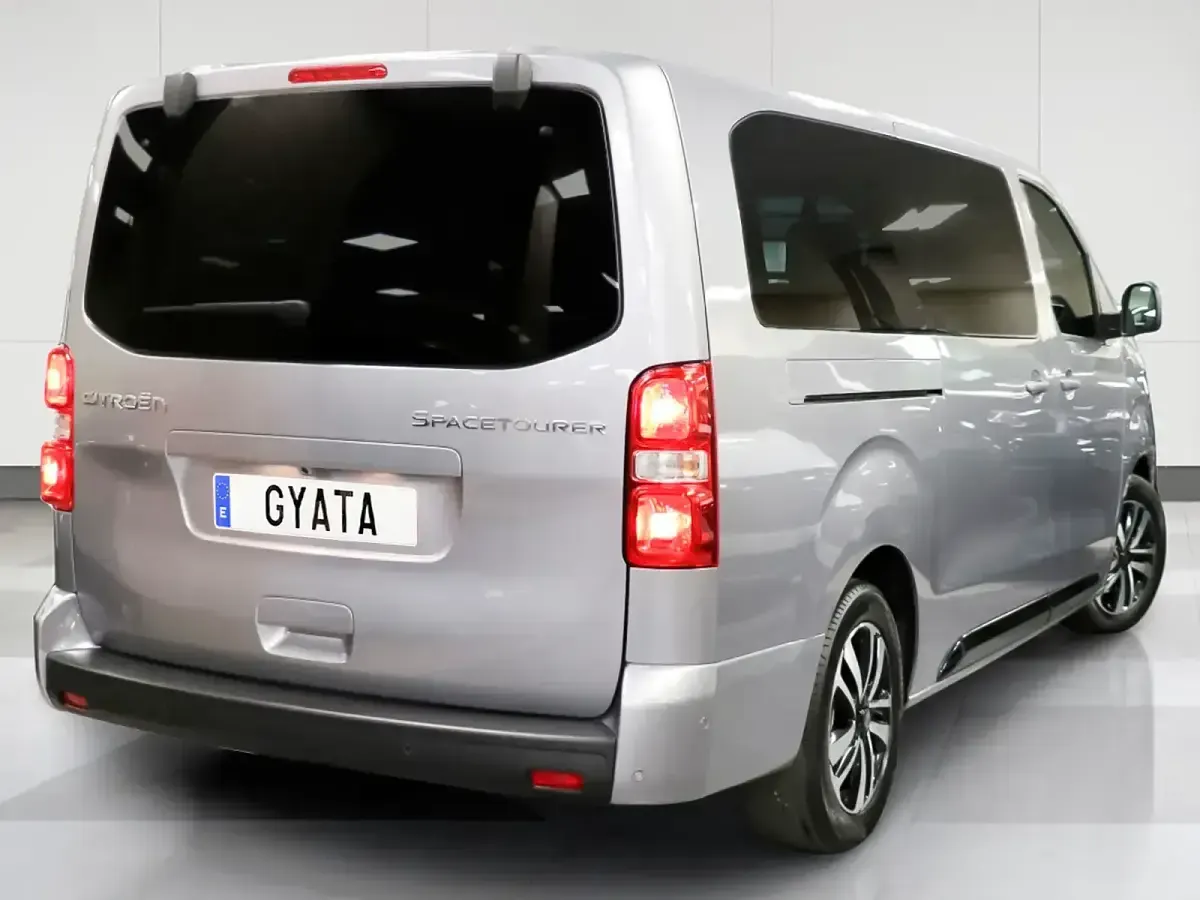 Usado Citroën Spacetourer 180 CV (132 kW) 2025 Gris / plata Monovolumen