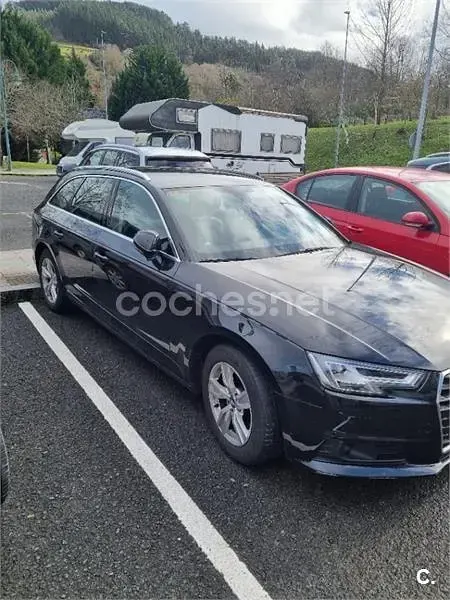 Usado Audi A4 150 CV (110 kW) 2019 Negro Familiar