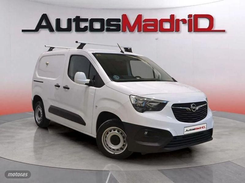 Usado Opel Combo S 102 HP (75 kW) 2021 Branco Monovolume