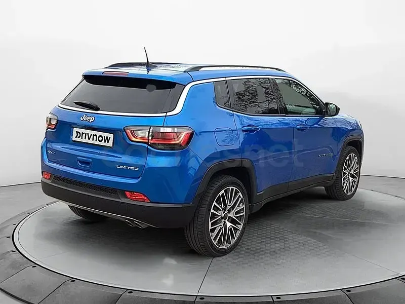 Käytetty Jeep Compass Limited 190 HP (139 kW) 2021 Sininen Katumaasturi