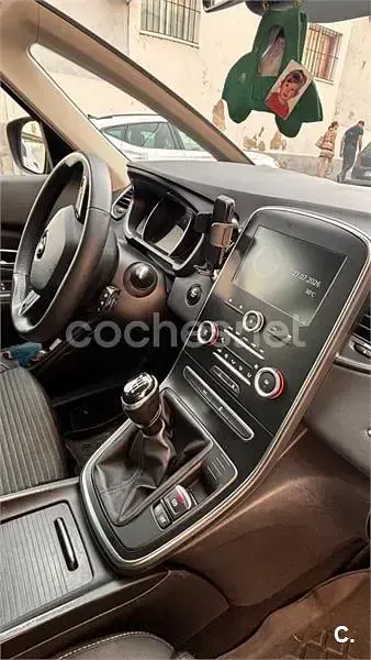 Usado Renault Grand Scénic IV Zen 120 CV (88 kW) 2020 Azul Monovolumen