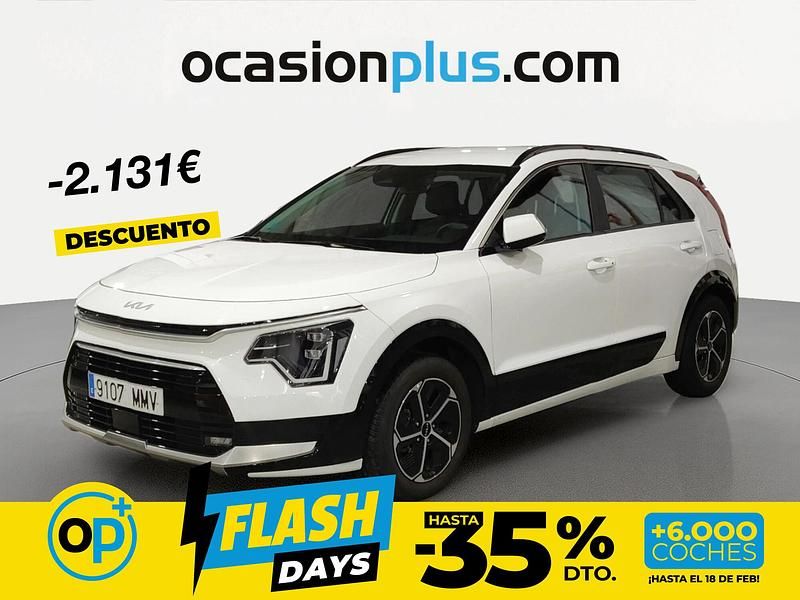 Usado Kia Niro 141 CV (103 kW) 2024 Blanco SUV