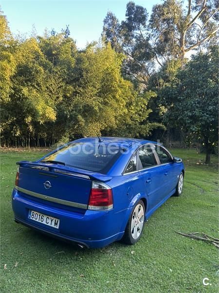 Azul Usado 2004 Opel Vectra GTS Elegance Berlina | 4249 € - Imagen 1/4