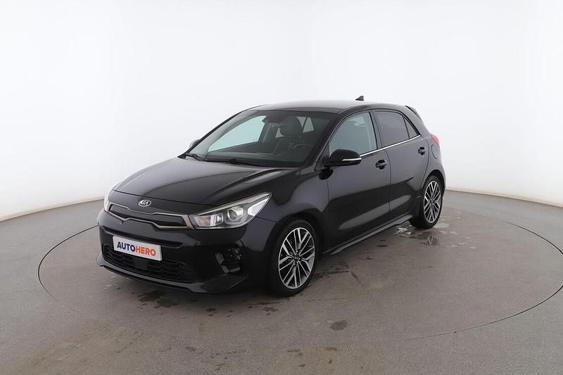 Usado Kia Rio GT-Line 120 CV (88 kW) 2018 Negro Utilitario