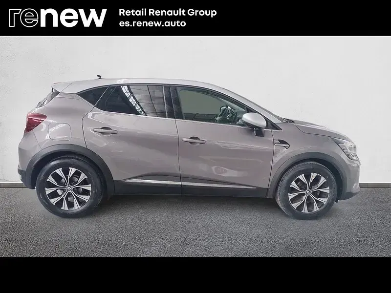Usado Renault Captur Techno 140 CV (102 kW) 2023 Gris SUV