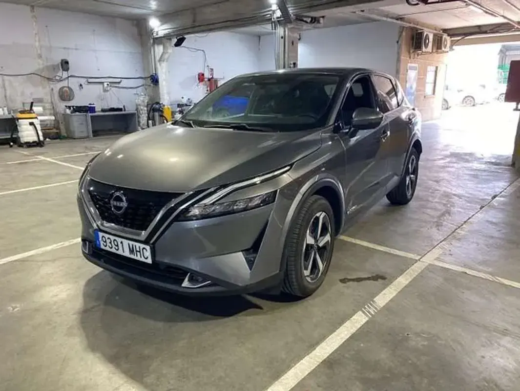 Usado Nissan Qashqai N-Connecta 190 CV (139 kW) 2023 Gris SUV