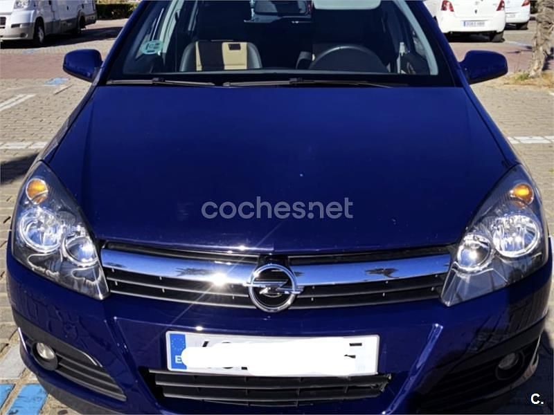 Usado Opel Astra Cosmo 125 CV (91 kW) 2007 Azul Familiar