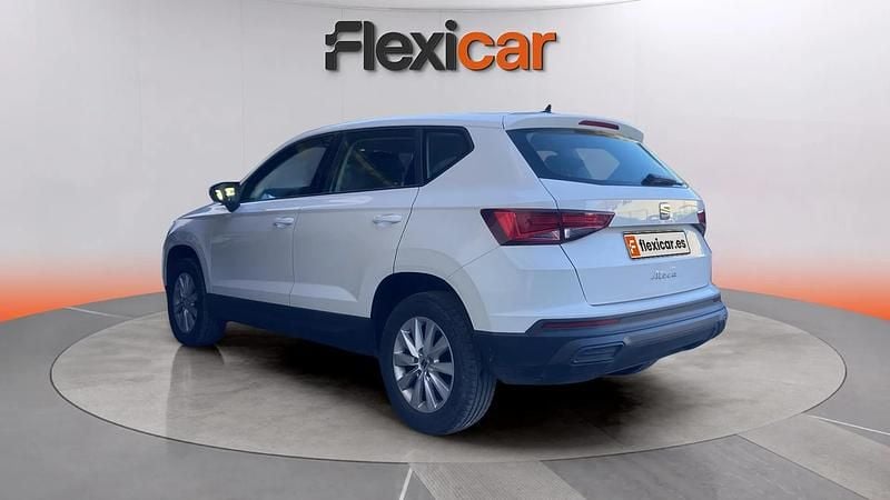Begagnad Seat Ateca Reference 110 HK (80 kW) 2023 Vit SUV