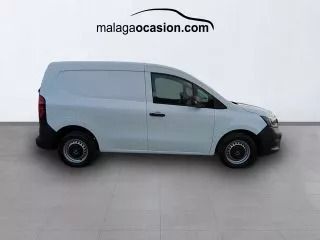 Usado Renault Kangoo 95 CV (69 kW) 2023 Blanco Monovolumen