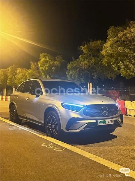 Gris / plata Usado 2023 Mercedes GLC300e SUV | 67.000 € - Imagen 1/4