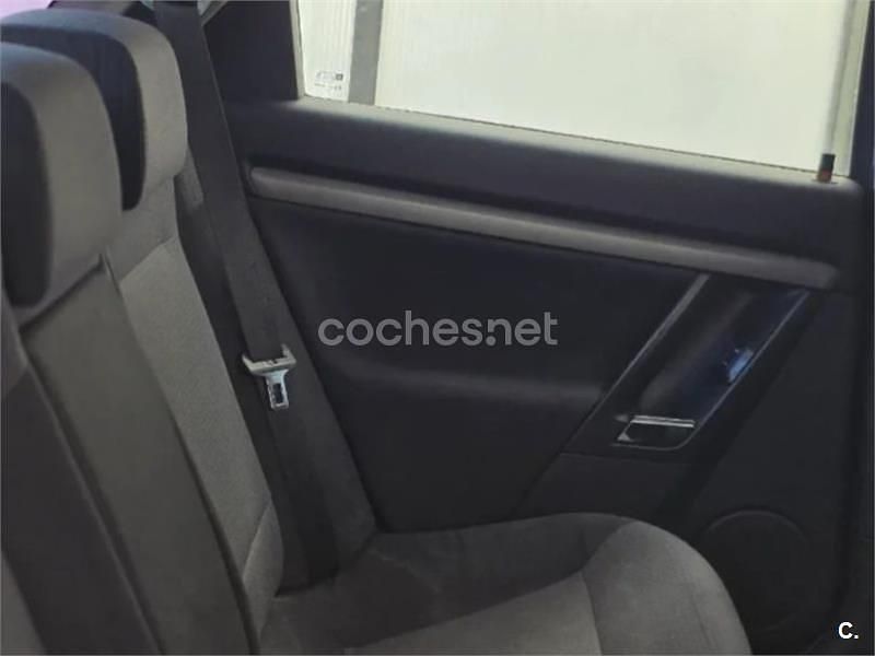 Usado Opel Vectra Elegance 120 CV (88 kW) 2006 Azul Berlina