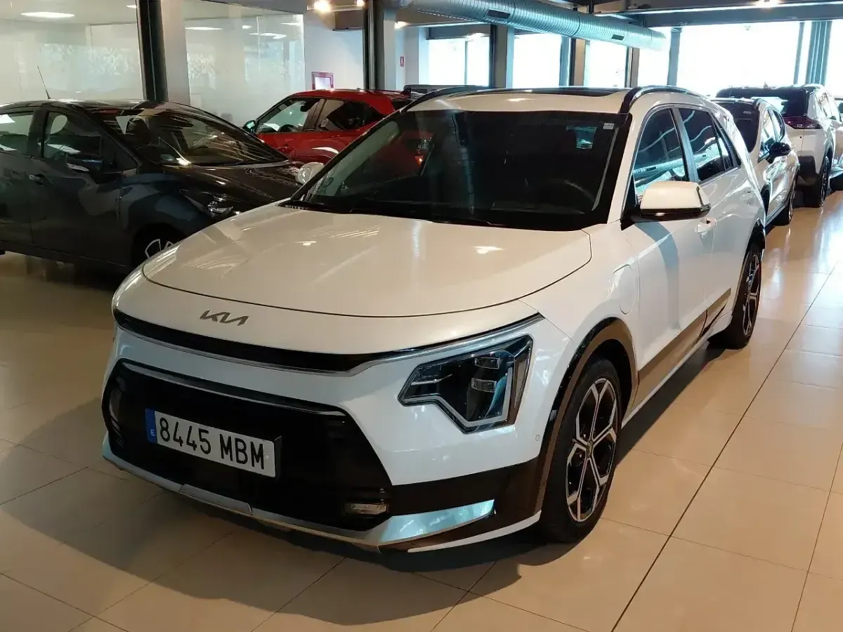 Usado Kia Niro 183 CV (134 kW) 2022 Blanco SUV
